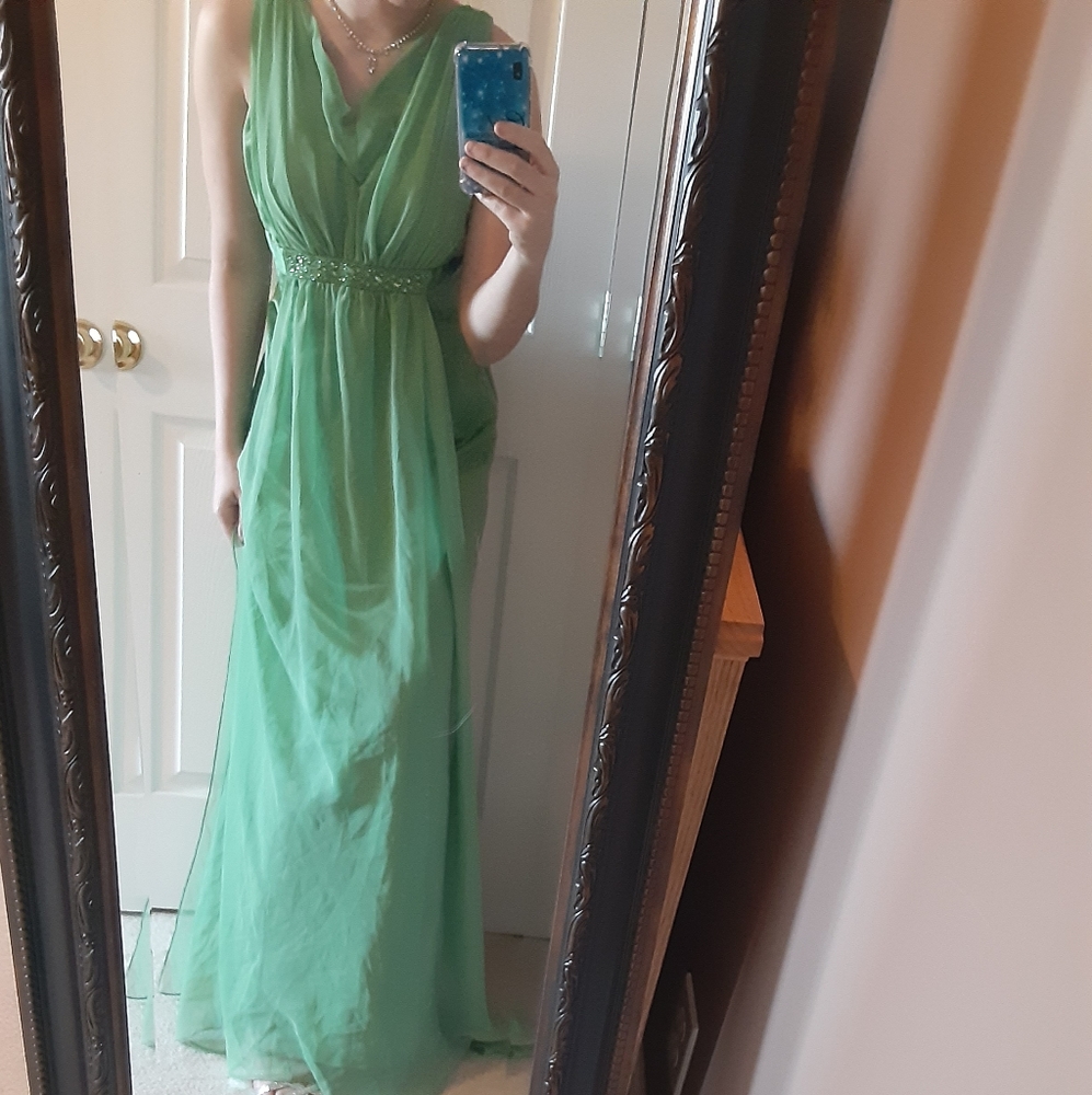 V neck Green Prom Dress With Jewels On The Side